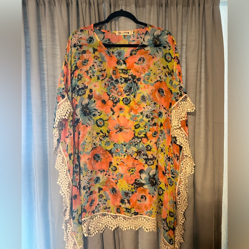 Buddy Love nwot sheer blouse tunic size large
